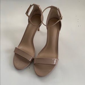 Kelly & Katie Women’s Nude Heels